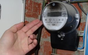 Вышедший из строя электросчетчик